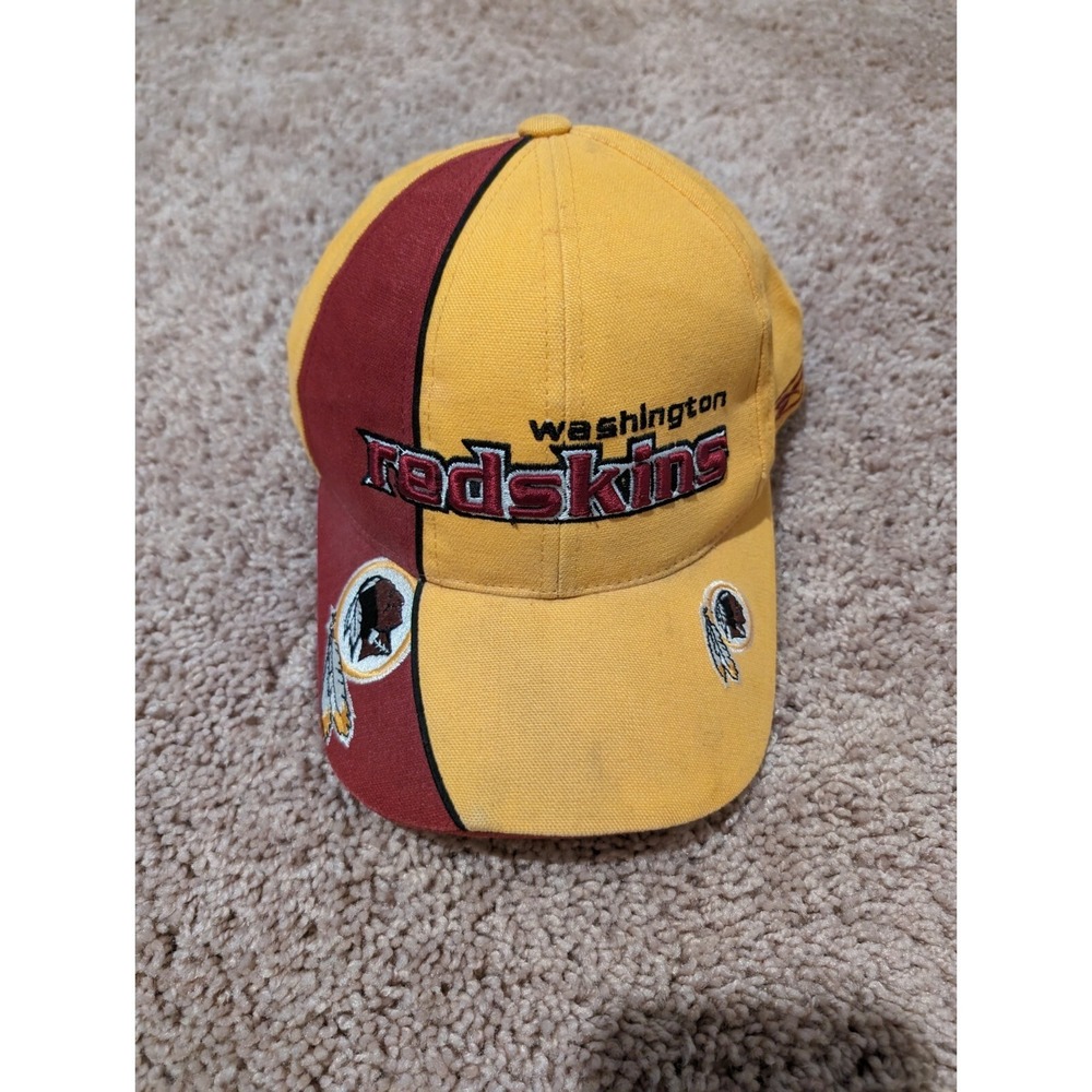 RARE - Vintage Reebok Pro Line " Washington Redskins" Cap (one size fits all)